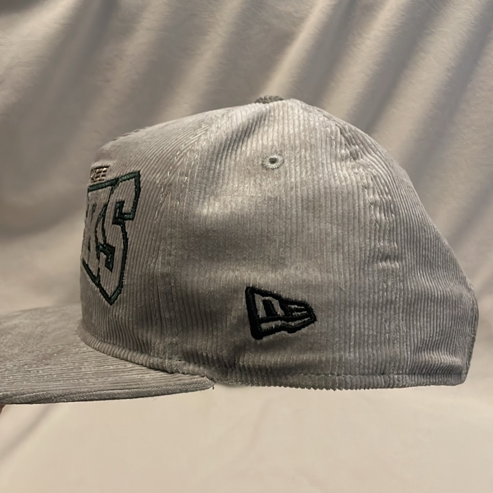 Milwaukee Bucks Gray Cap - Picture 5 of 8